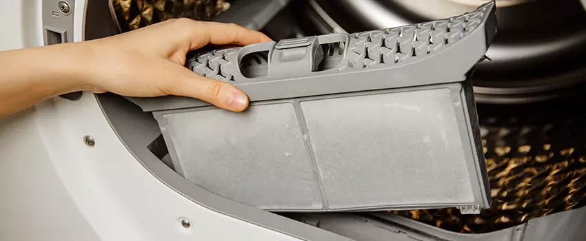 Signs Of A Clogged Dryer Lint Trap in Dana Point, California
